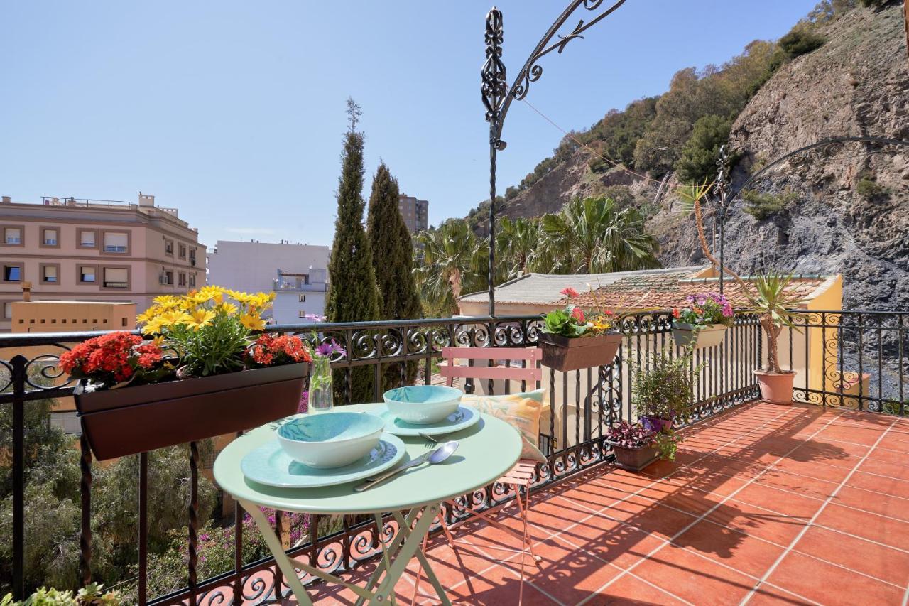 Villa Rosita Suites En Playa De La Malagueta Con Terraza Málaga Dış mekan fotoğraf